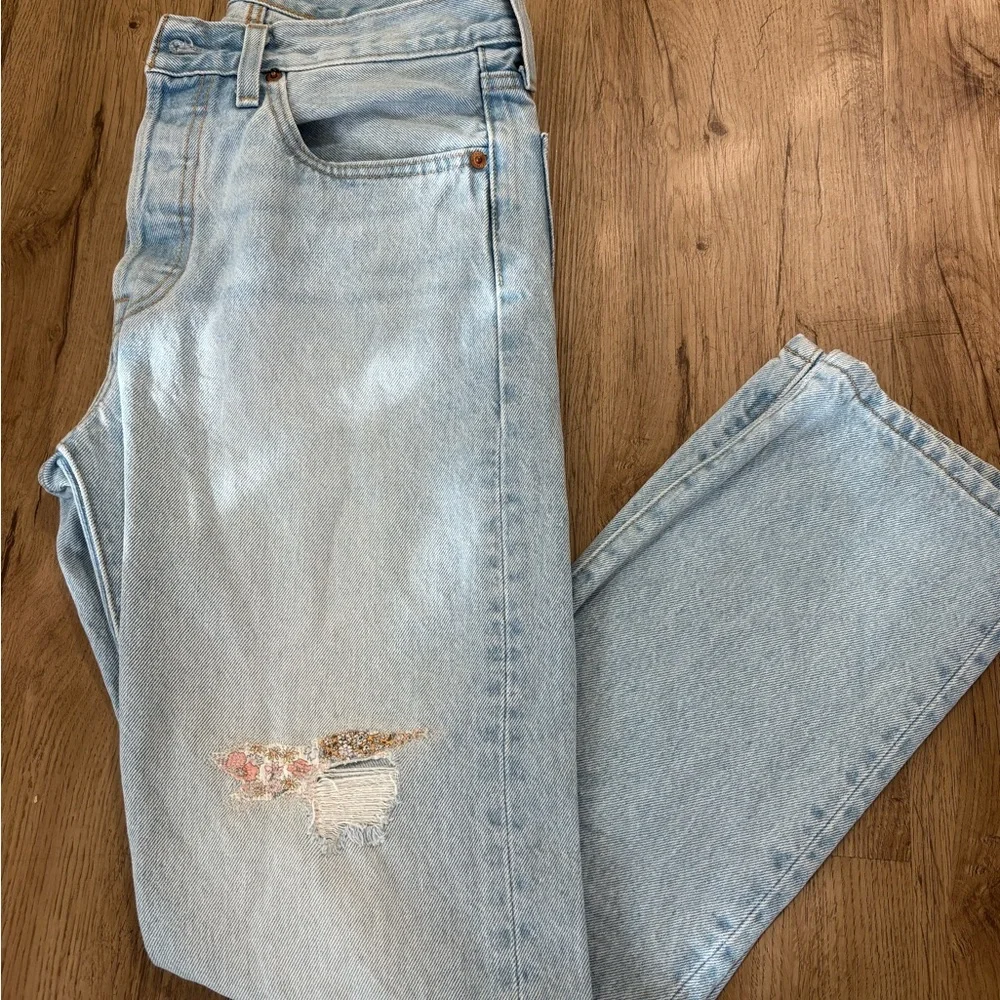 Levi's Sky Blue Straight Leg Jeans - Picture 1 of 10